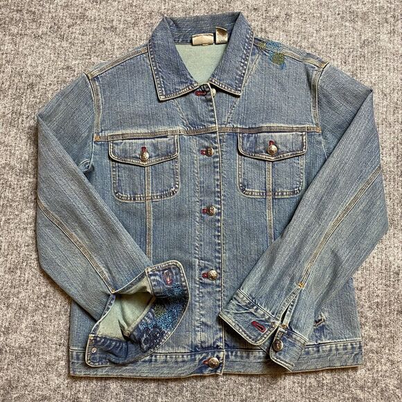 Chicos Denim Jacket Women Medium Blue Embroidered Asian Theme Trucker Style - Picture 1 of 14